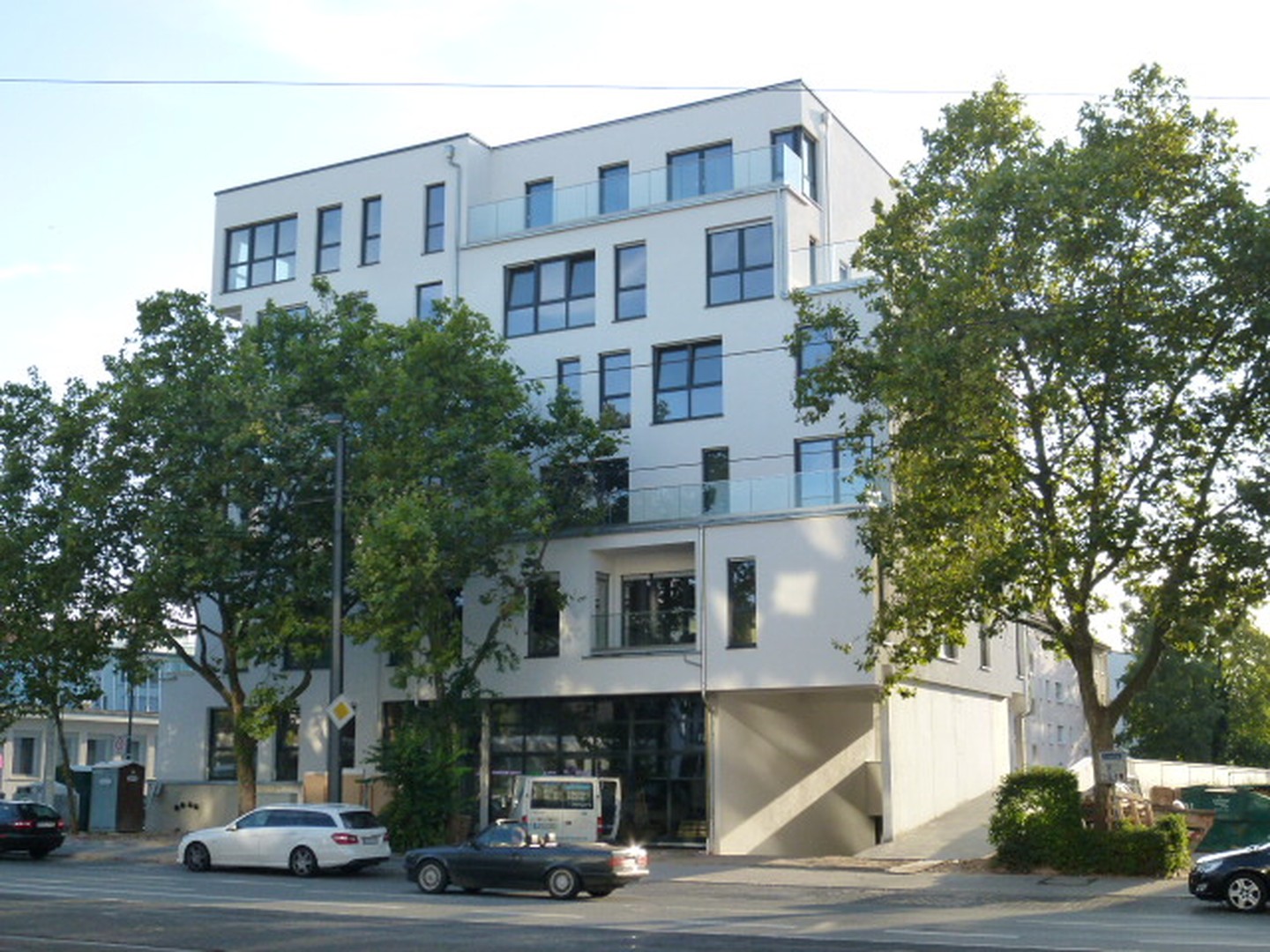 Helle 4-Zimmer-Wohnung mit Terrasse & Innenhof-Stellplatz im Zentrum – Darmstadt – Vorschaubild 14
