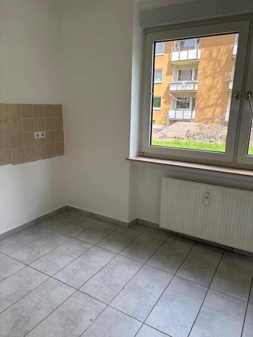 TOP 2-er WG-Wohnung direkt am Flaucher! renoviert, 3 Zi, Wohnküche, Westbalkon, keine EBK! – München – Vorschaubild 7