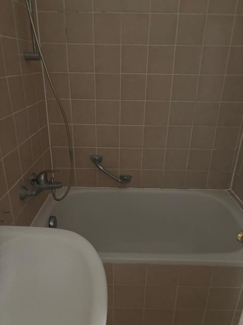 TOP 2-er WG-Wohnung direkt am Flaucher! renoviert, 3 Zi, Wohnküche, Westbalkon, keine EBK! – München – Vorschaubild 9