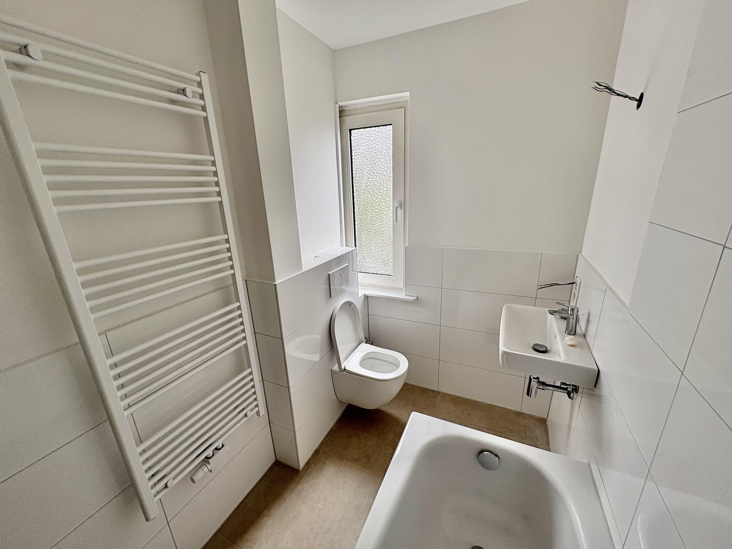 Erstbezug nach Sanierung | Moderne 2-Zimmer-Wohnung | oberste Etage – Wuppertal – Vorschaubild 4