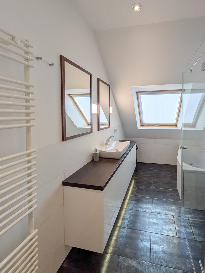 105m² klimatisierte Dachgeschosswohnung in Berlin-Friedenau – Berlin – Vorschaubild 12