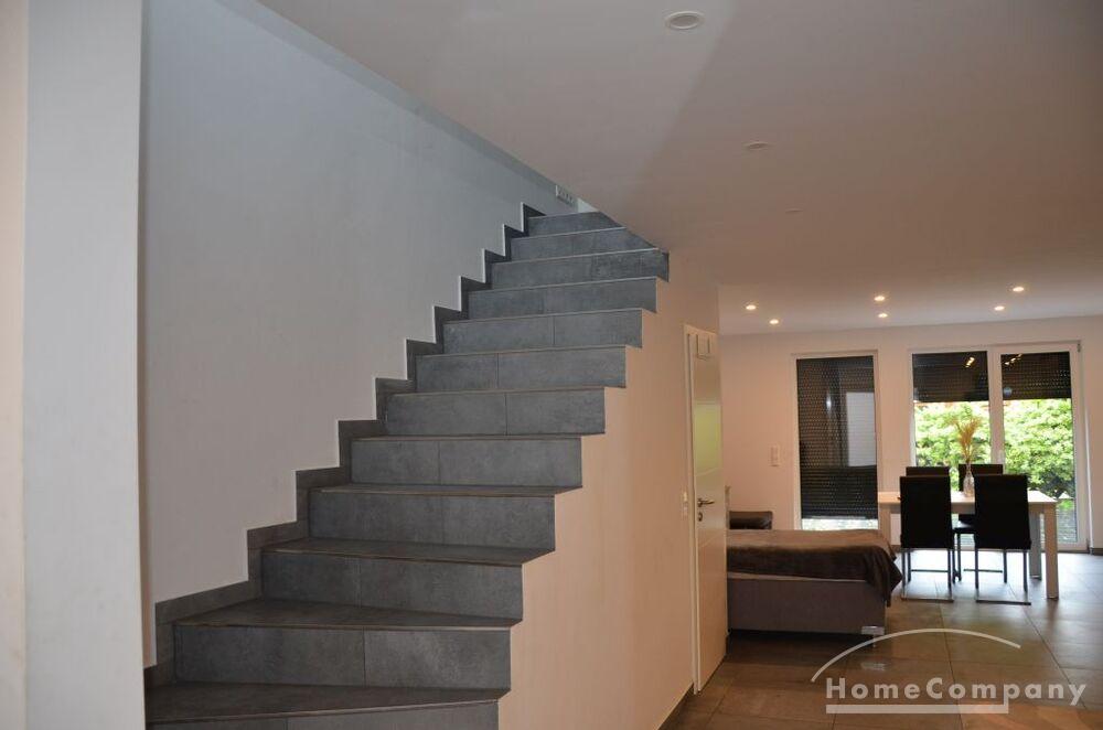 Doppelhaushälfte, möbliert, Neubau, 2 Duschbäder, neu ausgestattet, über 2 Ebenen. – Braunschweig – Vorschaubild 8