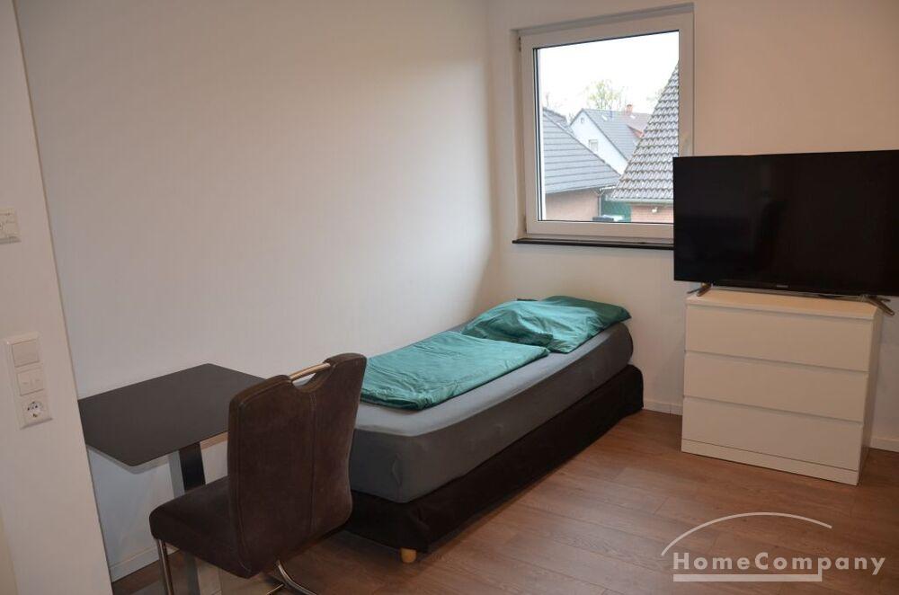 Doppelhaushälfte, möbliert, Neubau, 2 Duschbäder, neu ausgestattet, über 2 Ebenen. – Braunschweig – Vorschaubild 9
