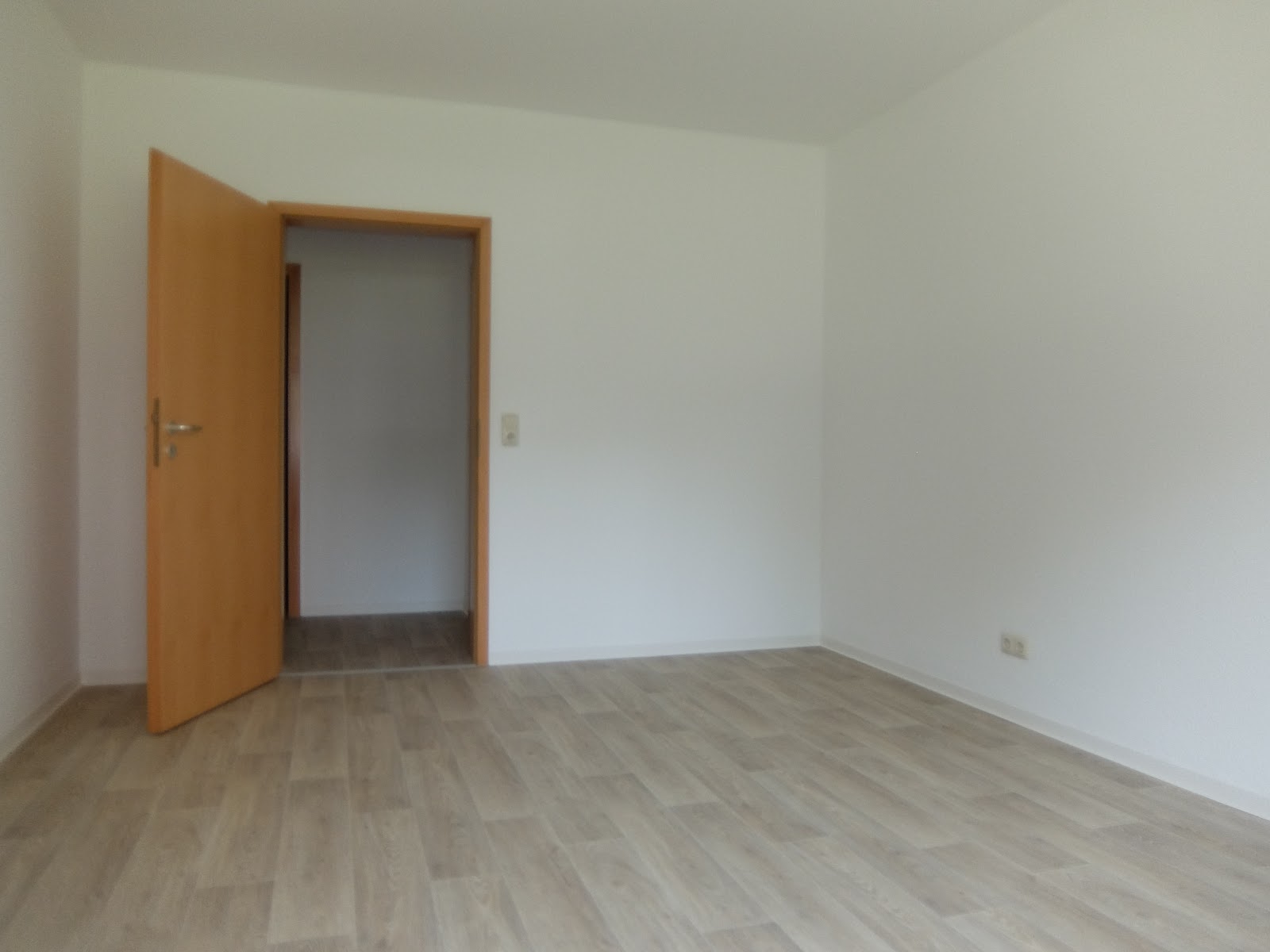 Schöner wohnen mit Aufzug ... aus der Tiefgarage in die Wohnung gelangen – Chemnitz – Vorschaubild 14