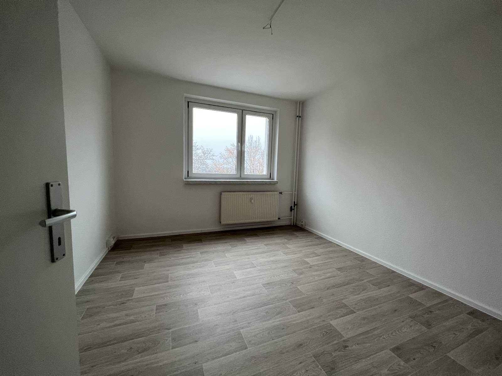 3-Zimmer-Wohnung mit Balkon sucht Lieblingsmieter – Chemnitz – Vorschaubild 5