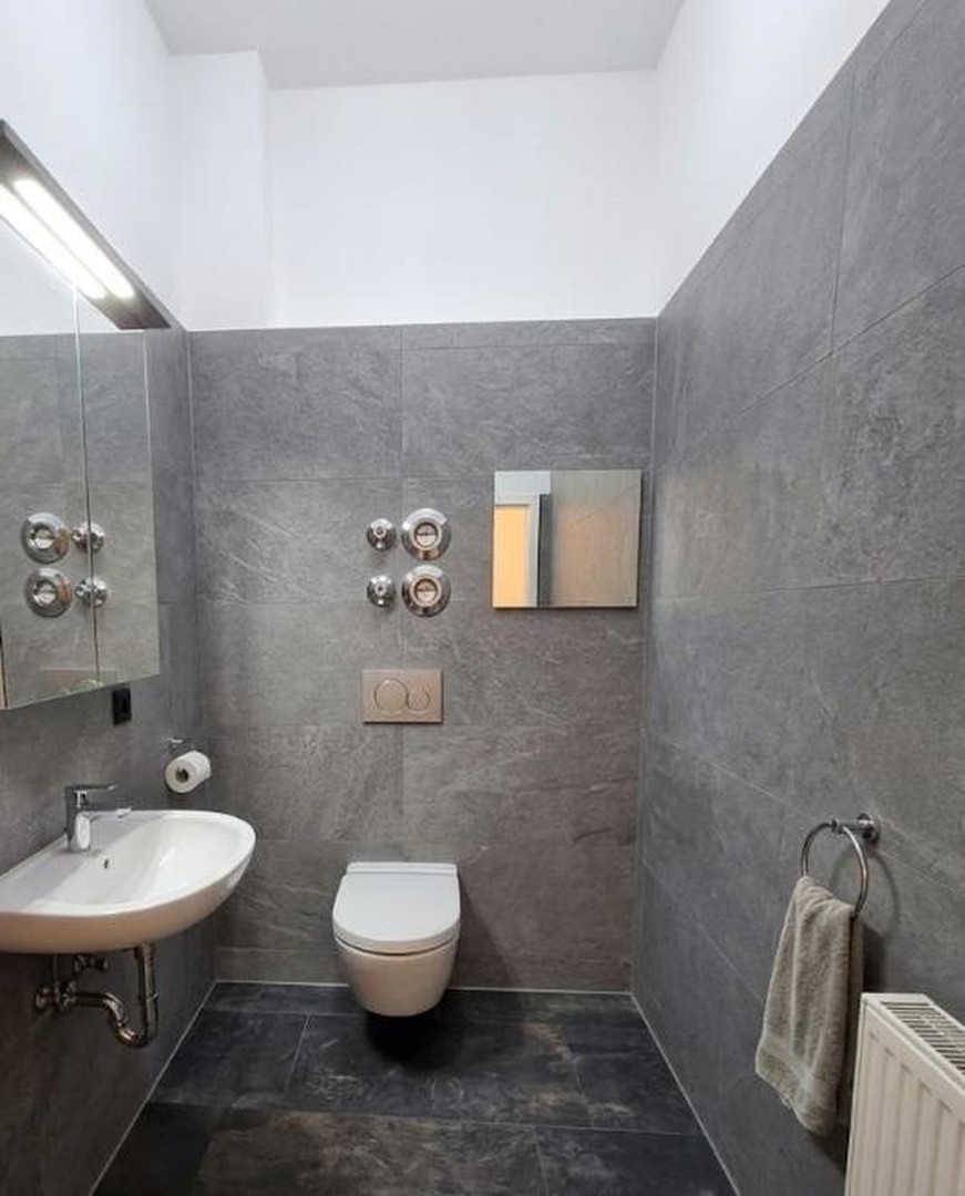 3 Zimmer Wohnung 84,0qm neu renoviert im 2. OG, ab 15.08. frei – Nürnberg – Vorschaubild 5