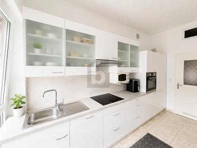 CAMPUSNÄHE: HOHE DECKEN & EBK INKL – Heilbronn – Vorschaubild 4