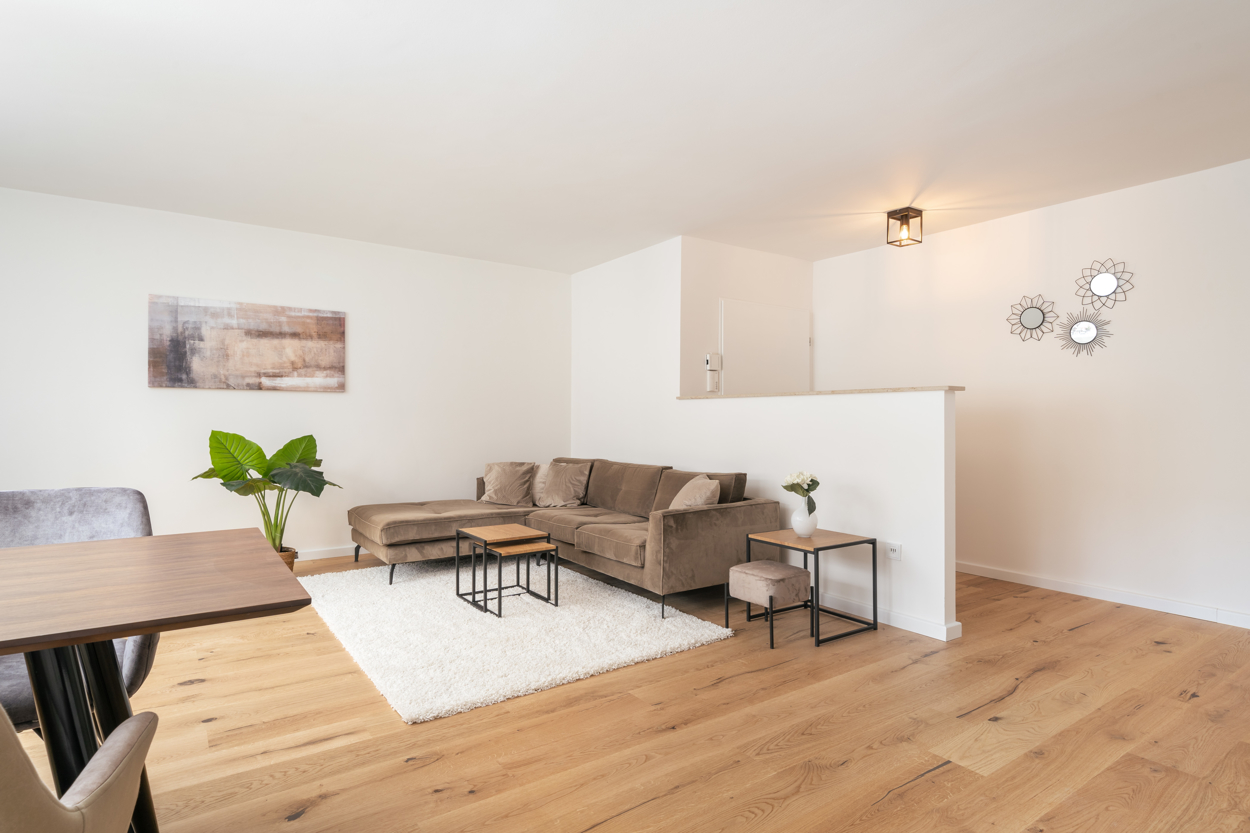 Einziehen + Wohlfühlen! - Exklusive Wohnung mit Balkon in idyllischer Lage – München – Vorschaubild 3