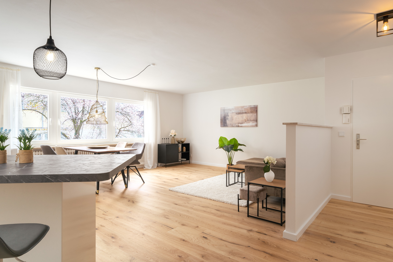 Einziehen + Wohlfühlen! - Exklusive Wohnung mit Balkon in idyllischer Lage – München – Vorschaubild 5