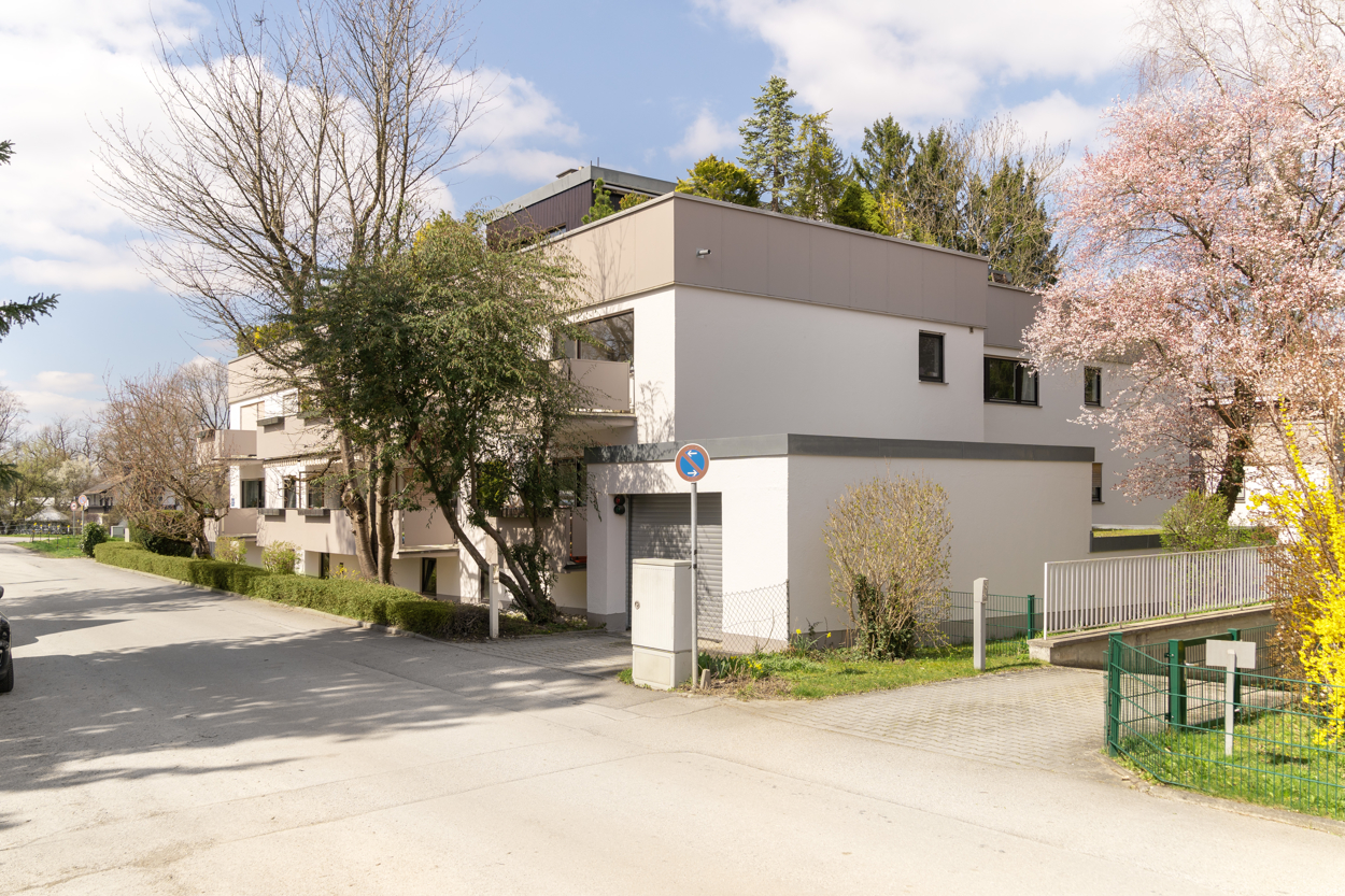 Einziehen + Wohlfühlen! - Exklusive Wohnung mit Balkon in idyllischer Lage – München – Vorschaubild 15