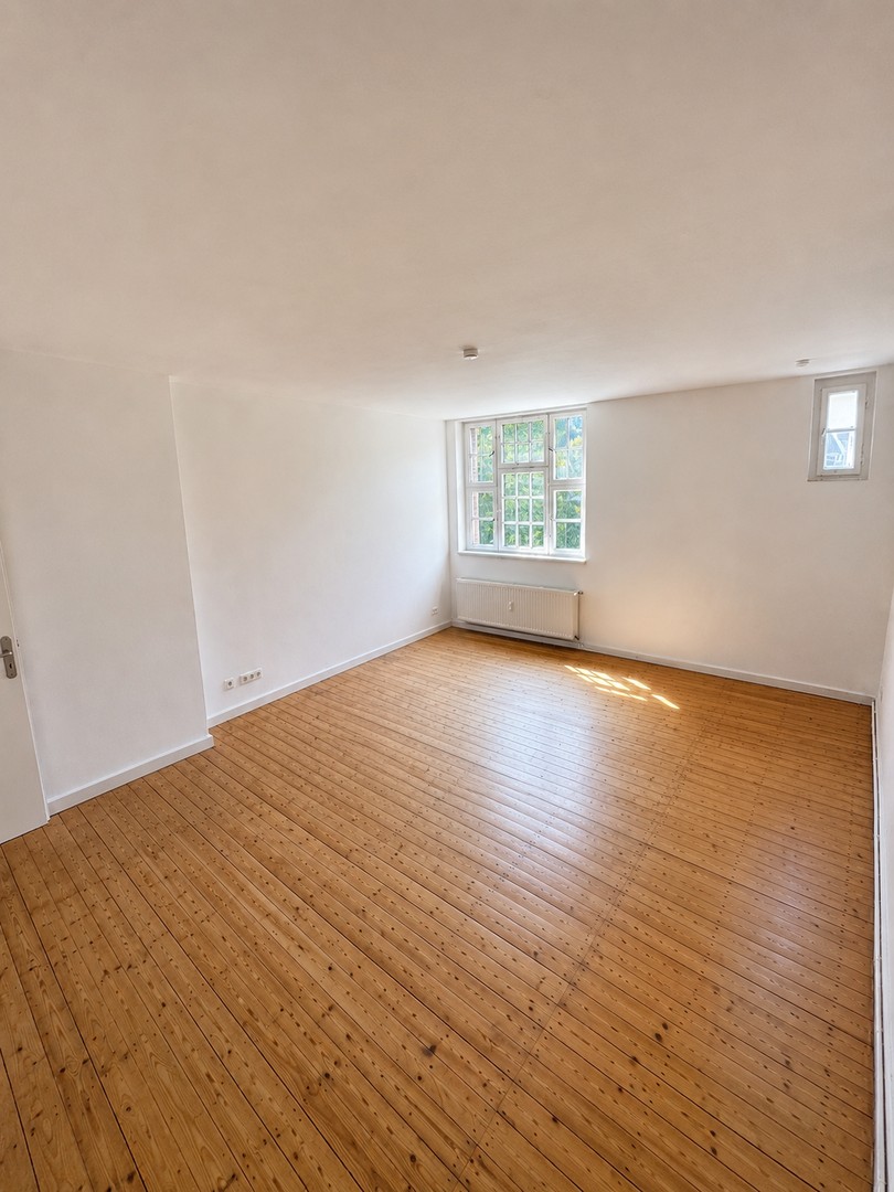 Großzügige 3-Zimmer-Wohnung mit offener Wohnküche und Hauswirtschaftsraum