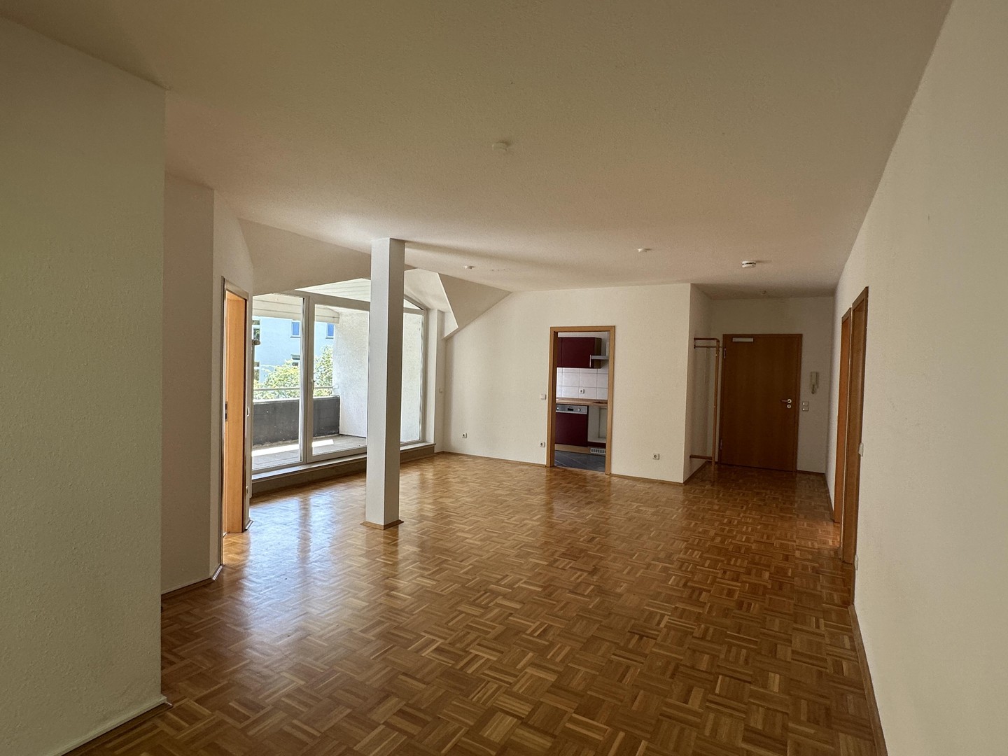 Kassel - Bad Wilhelmshöhe, Tolle 3 ZKB mit großer Terrasse – Kassel – Vorschaubild 2