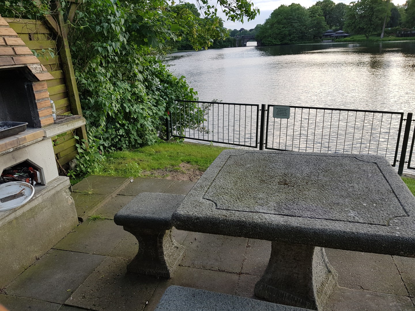 Kernsaniert: Appartement mit Balkon am Feenteich 2400 qm Garten S/W – Hamburg – Vorschaubild 4
