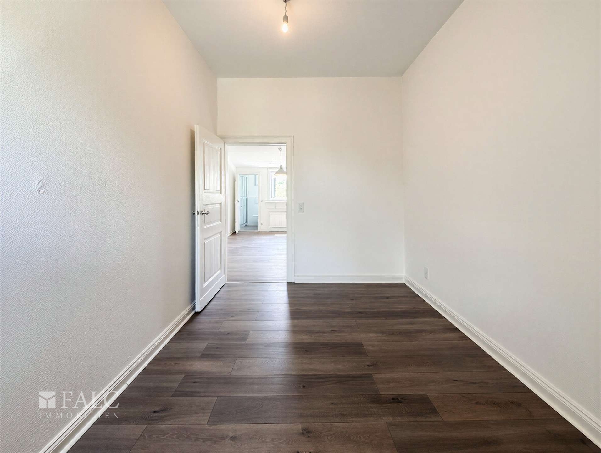 Ideal für Singles, Paare oder WGs: 2-Zimmer-Wohnung mit Gartenmitnutzung – Düsseldorf / Heerdt – Vorschaubild 7