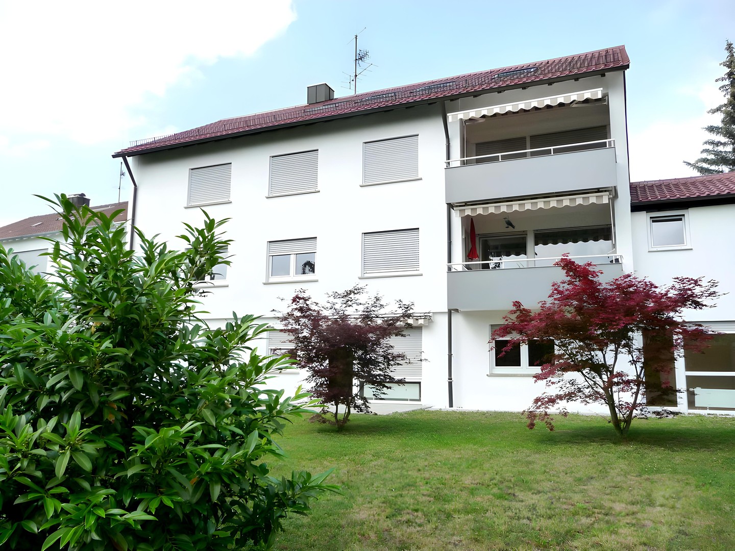 Großzügige 2-Zimmer-Wohnung mit herrlichem Aussichtsbalkon