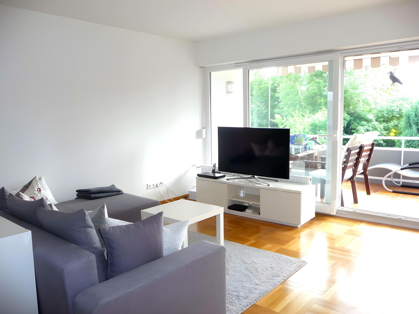 Großzügige 2-Zimmer-Wohnung mit herrlichem Aussichtsbalkon – Stuttgart – Vorschaubild 6