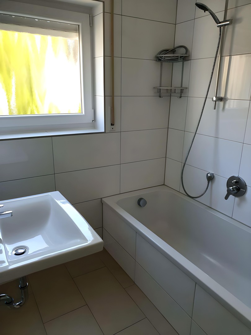Großzügige 2-Zimmer-Wohnung mit herrlichem Aussichtsbalkon – Stuttgart – Vorschaubild 15