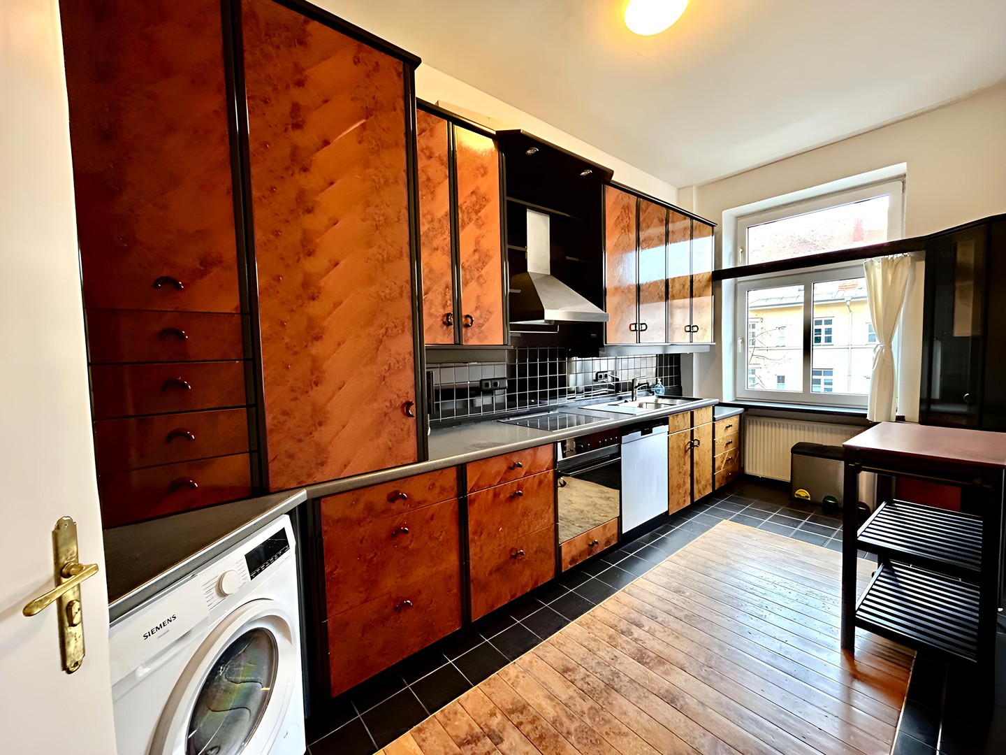 Elegante helle 3,5-zimmer-Altbauwohnung mit Balkon in toller Lage! – München – Vorschaubild 9