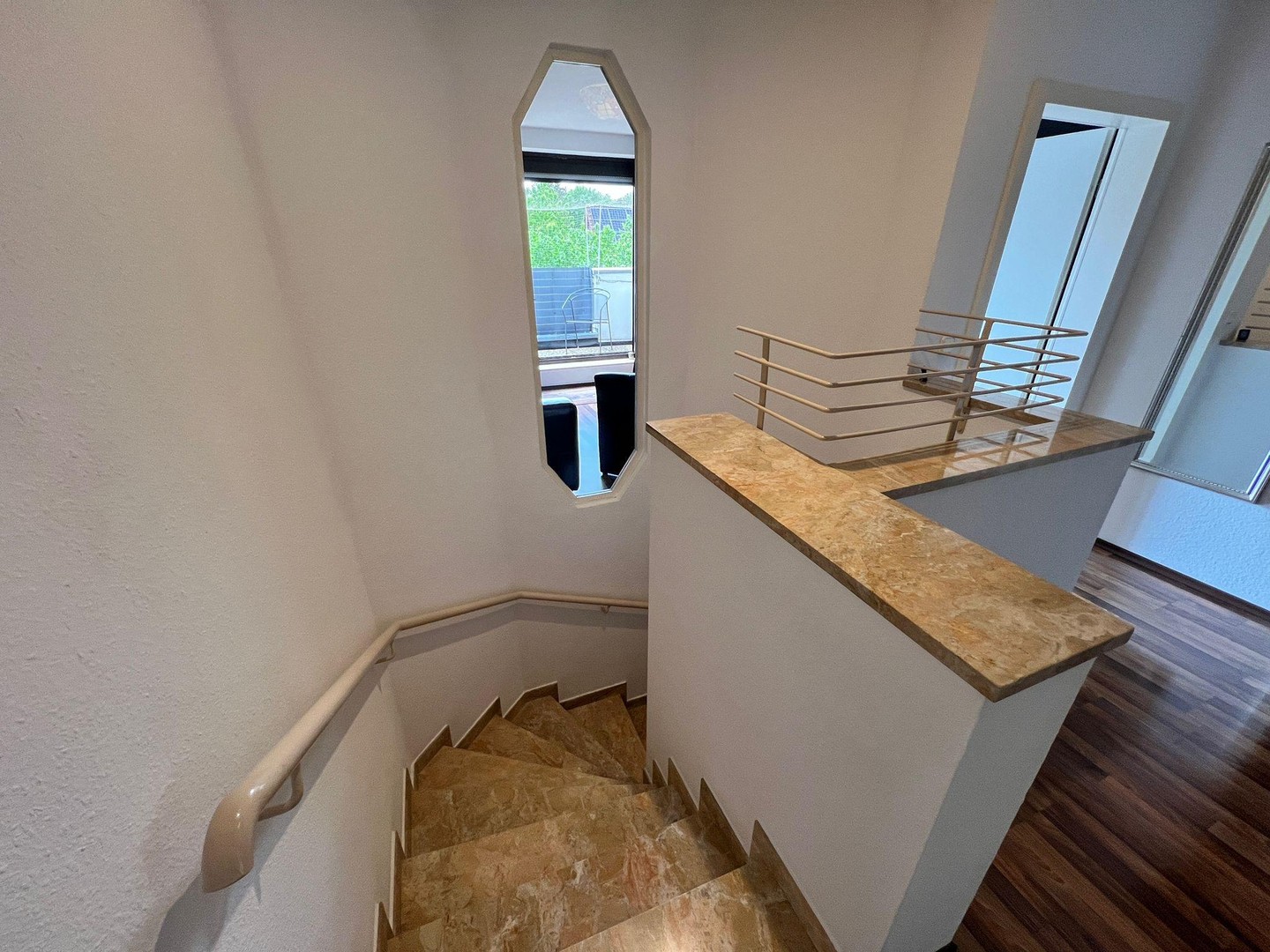 >>> 4 ZK2B2B - wie ein Haus - in ruhiger Süd-West-Wohnlage – Mainz – Vorschaubild 5