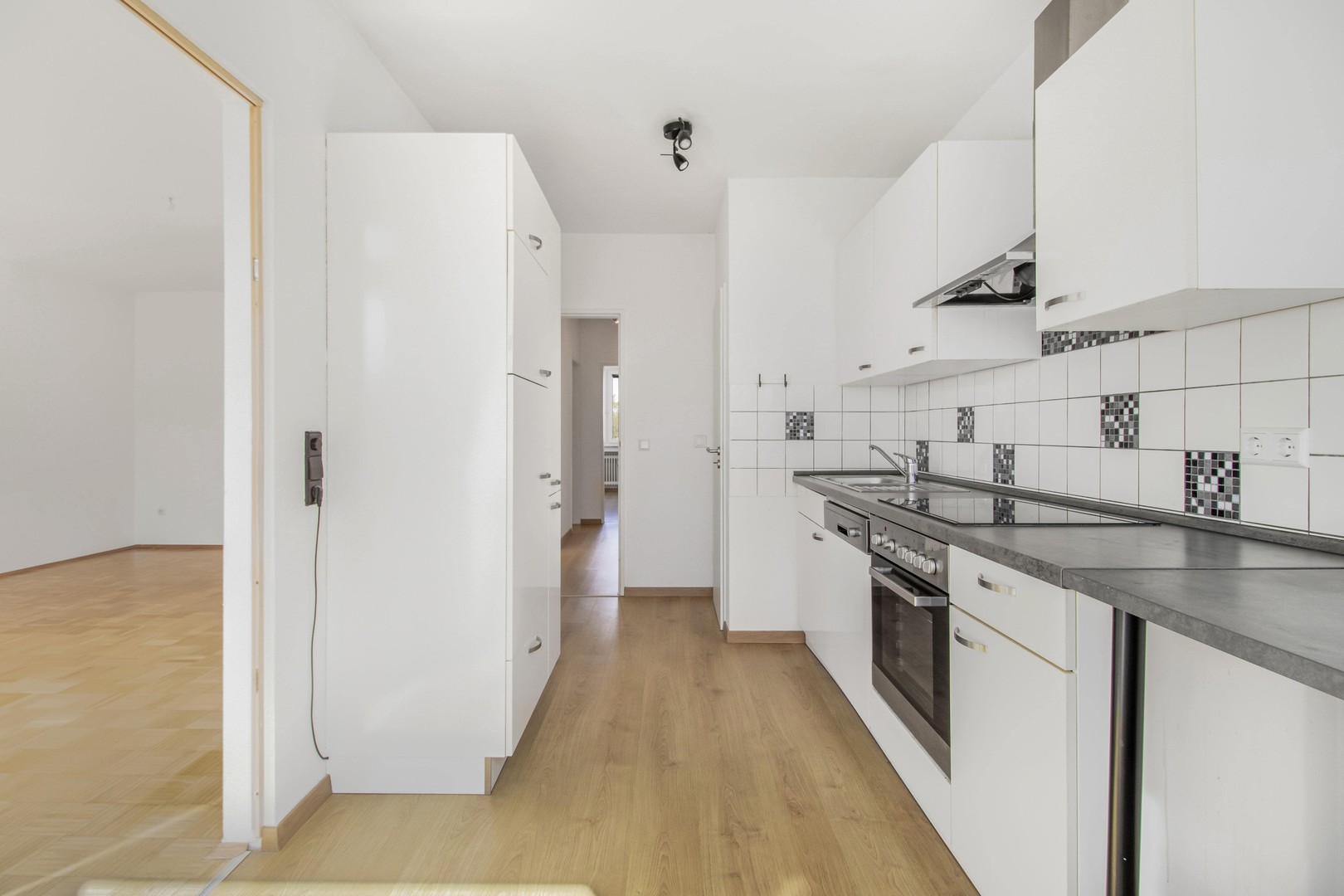 Helle 3-Zimmer-Wohnung in ruhiger Lage – Gröpelingen - inkl. Garage - WG geeignet – Bremen – Vorschaubild 4