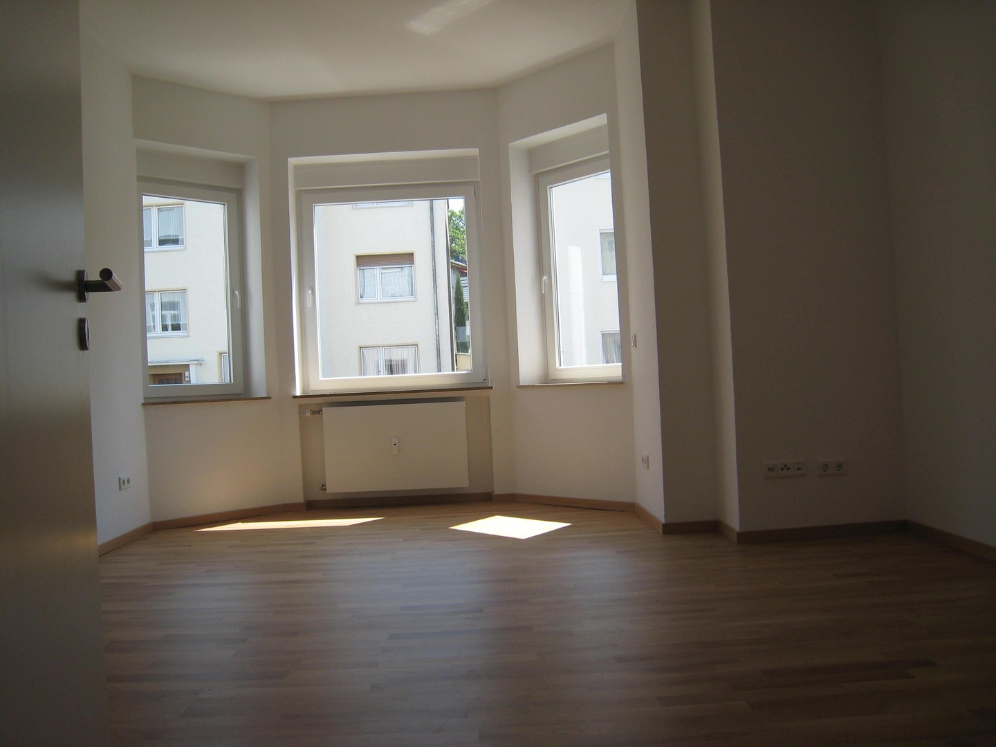 Zentrale 3ZKB mit Balkon und Garten in der Südstadt – Paderborn – Vorschaubild 7
