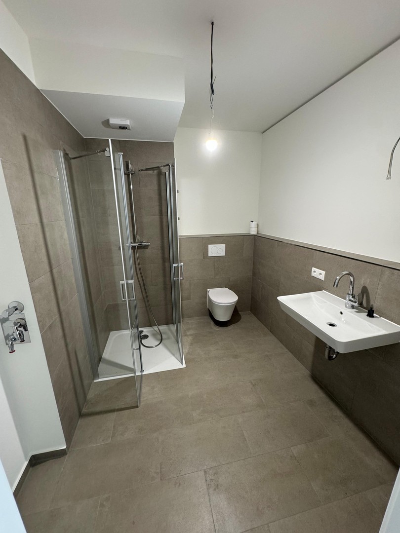 Exklusive 3-Zimmer-Wohnung mit Terrasse mit Garten und lux. Ausstattung – Hamburg – Vorschaubild 11