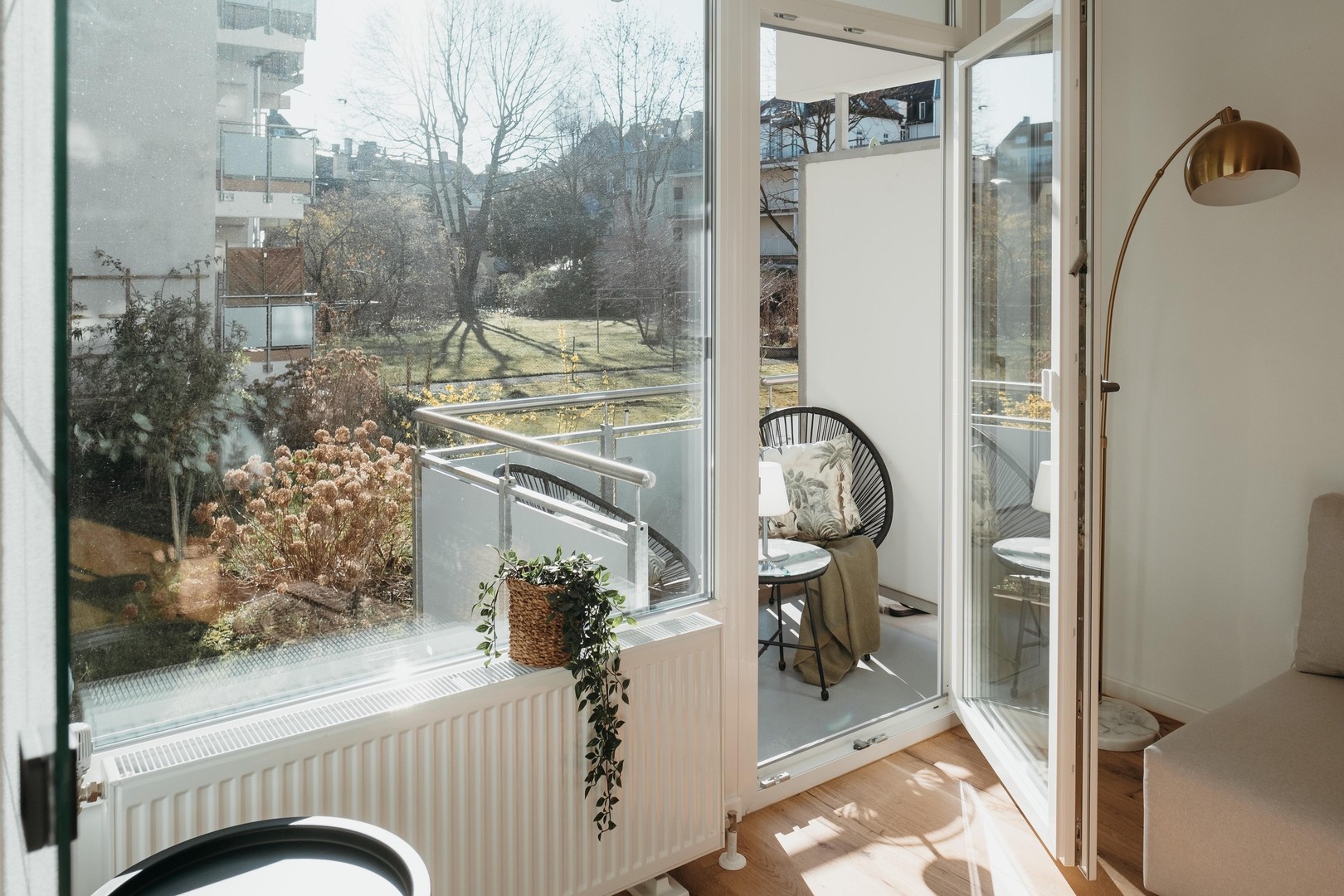 Im Herzen Schwabings: Charmante 2-Zimmer-Wohnung mit Balkon – München – Vorschaubild 13