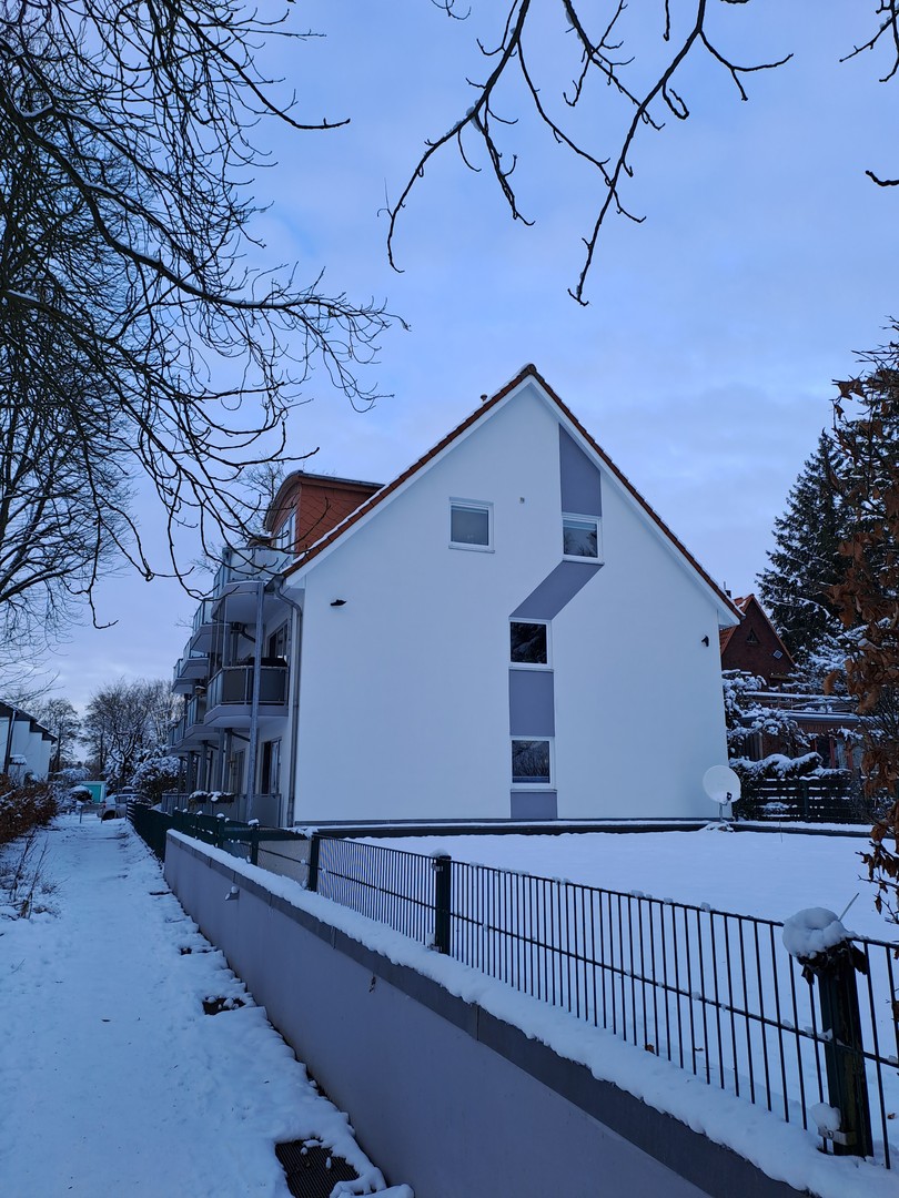 Charmante 3-Zimmer-Maisonettewohnung, TG-Stellplatz & Balkon in grüner Lage von Hamburg Meiendorf – Hamburg – Vorschaubild 4
