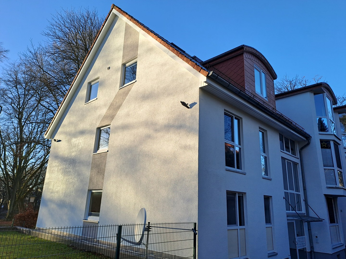Charmante 3-Zimmer-Maisonettewohnung, TG-Stellplatz & Balkon in grüner Lage von Hamburg Meiendorf – Hamburg – Vorschaubild 5