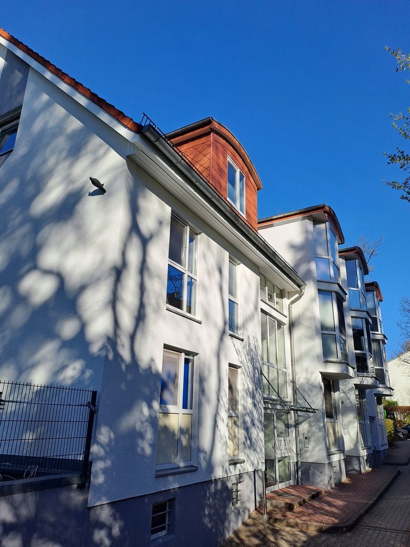 Charmante 3-Zimmer-Maisonettewohnung, TG-Stellplatz & Balkon in grüner Lage von Hamburg Meiendorf – Hamburg – Vorschaubild 6