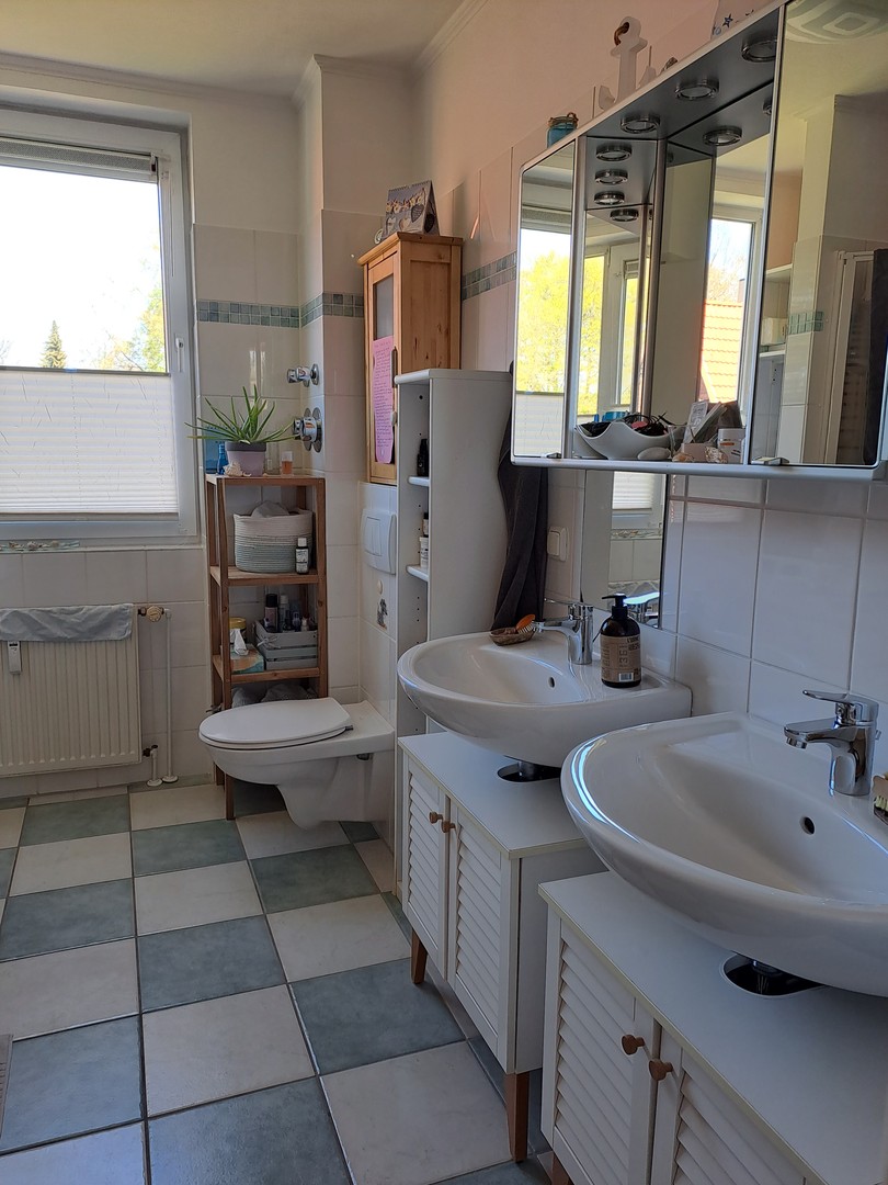 Charmante 3-Zimmer-Maisonettewohnung, TG-Stellplatz & Balkon in grüner Lage von Hamburg Meiendorf – Hamburg – Vorschaubild 18