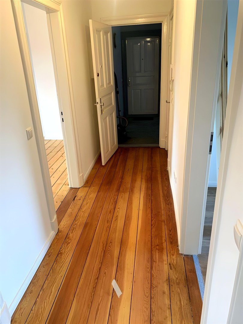Exklusive 4-Zimmer-Dachgeschosswohnung für Studenten-WG – Frisch saniert | Neue Einbauküche – Hamburg – Vorschaubild 11