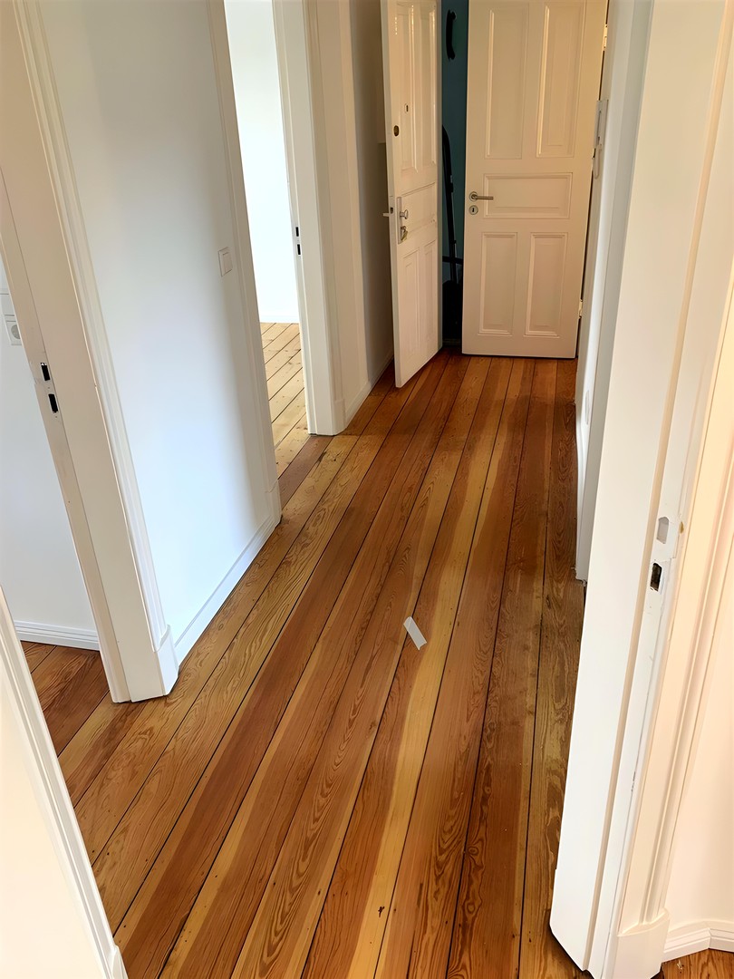 Exklusive 4-Zimmer-Dachgeschosswohnung für Studenten-WG – Frisch saniert | Neue Einbauküche – Hamburg – Vorschaubild 12