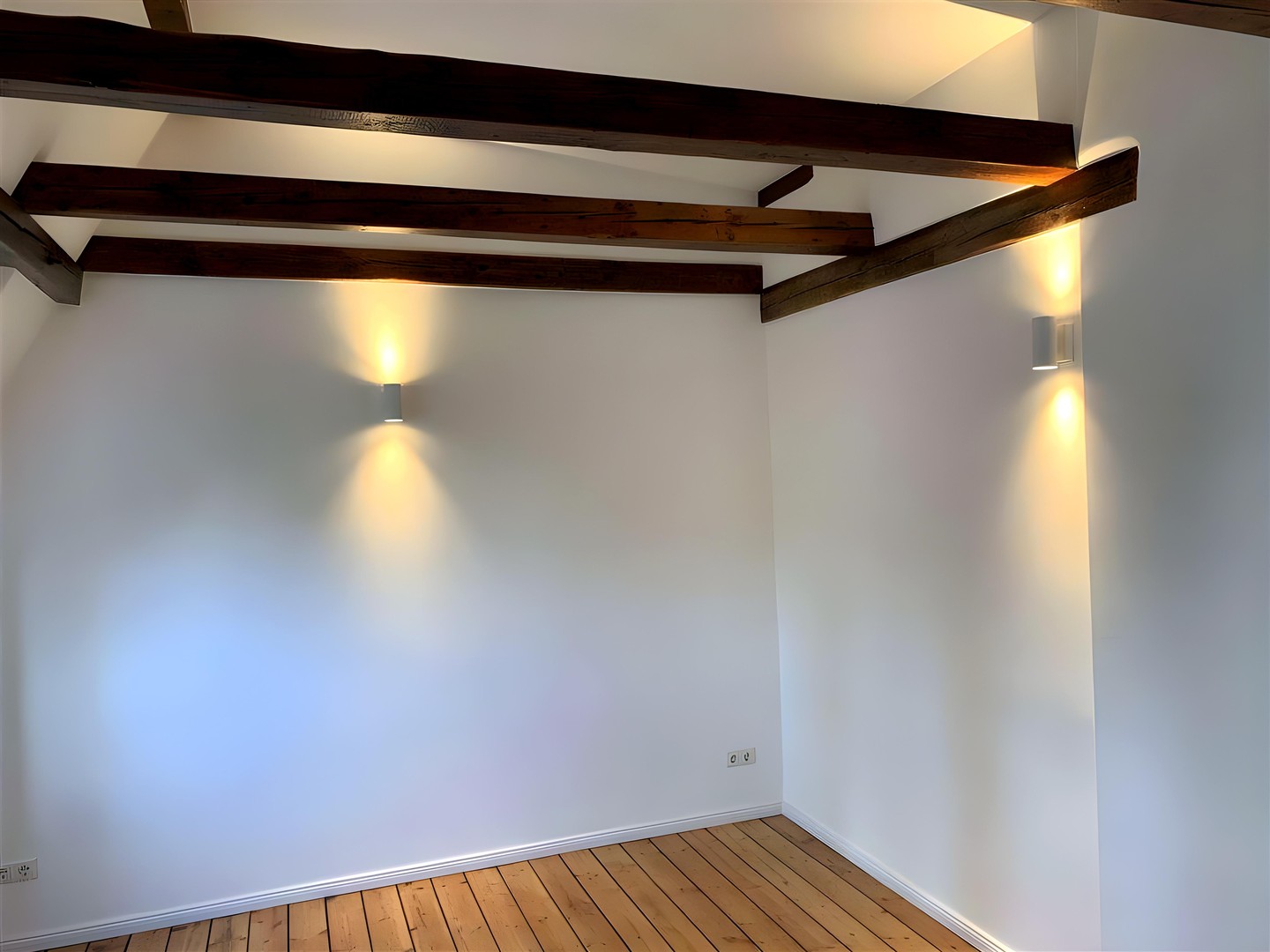 Exklusive 4-Zimmer-Dachgeschosswohnung für Studenten-WG – Frisch saniert | Neue Einbauküche – Hamburg – Vorschaubild 25