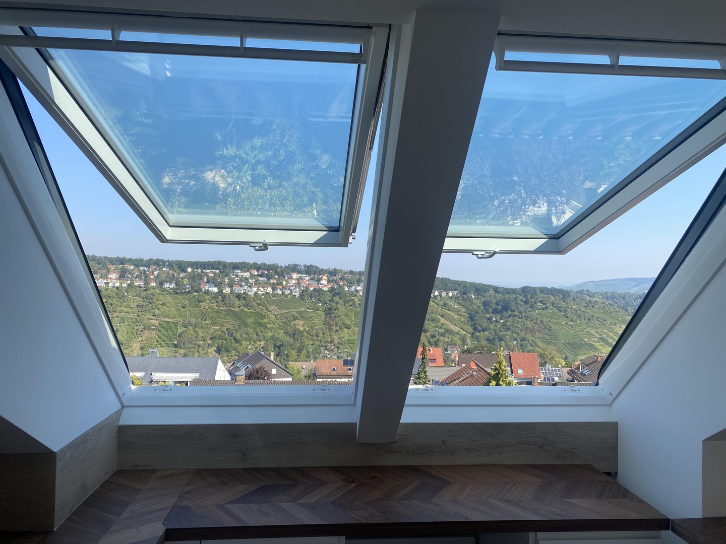 Wohnen mit Weitblick über die Weinberge – STUTTGART – Vorschaubild 2