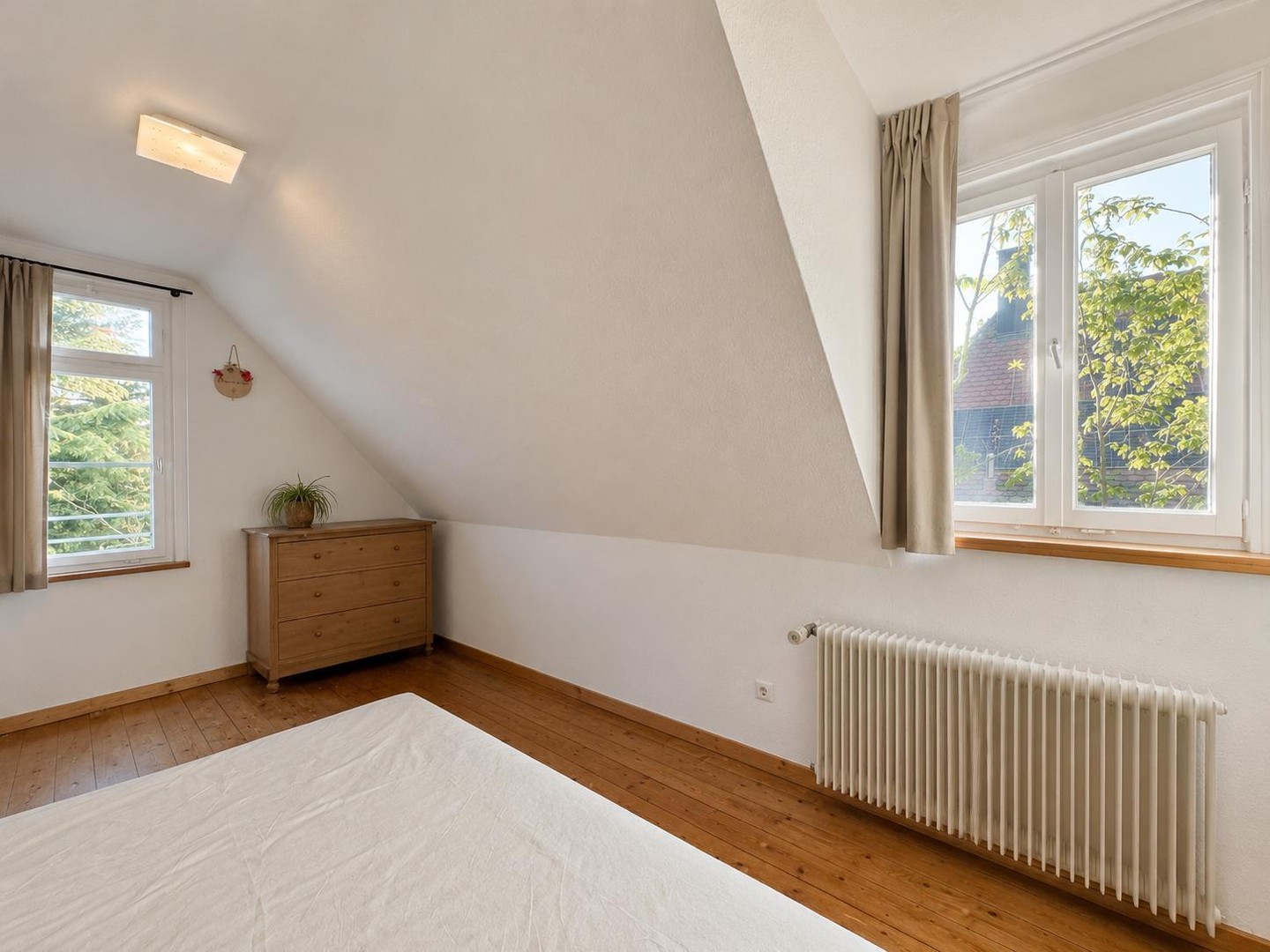 RARITÄT: 2-3 Familienhaus mit Altbauflair in gefragter Wohnlage in Stuttgart-Vaihingen – Stuttgart – Vorschaubild 9