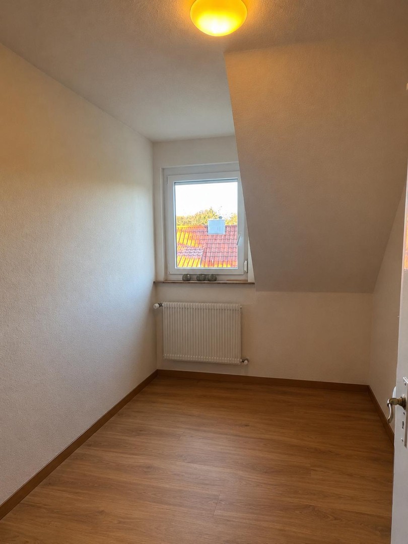 RARITÄT: 2-3 Familienhaus mit Altbauflair in gefragter Wohnlage in Stuttgart-Vaihingen – Stuttgart – Vorschaubild 11