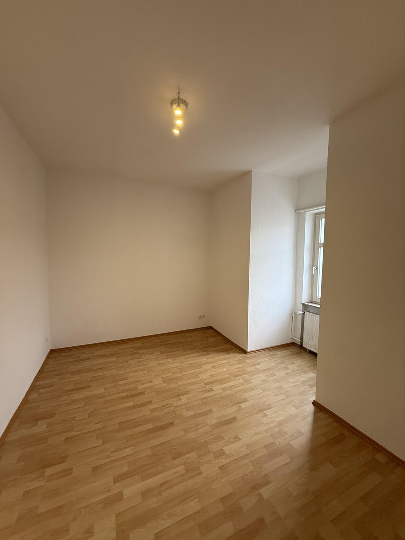 Charmante 3-Zimmer-Wohnung in ruhiger Jugendstilvilla - frisch Renoviert, neue Einbauküche – Bad Nauheim – Vorschaubild 8