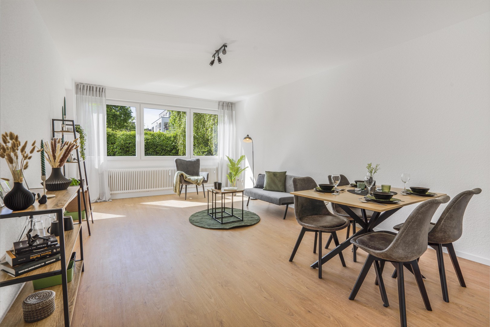 Bezugsfertige 2-Zimmer-Wohnung mit Balkon — gepflegt und ruhig