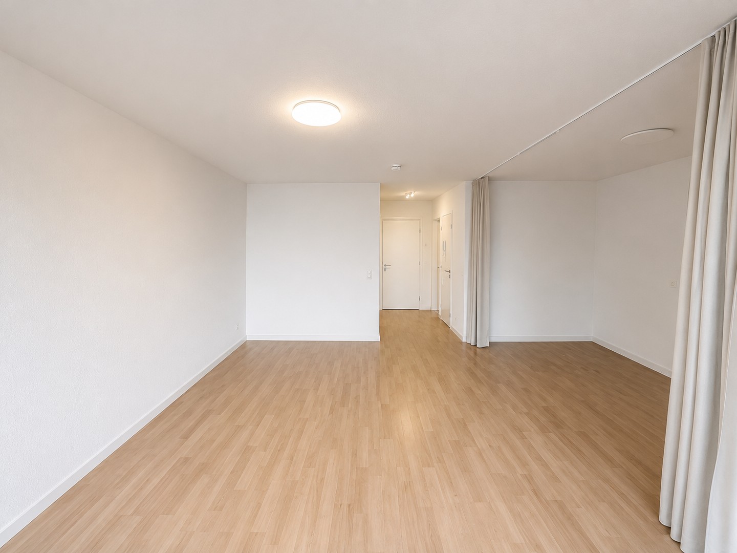 Charmate 1,5 Wohnung mit Terrasse und Küche