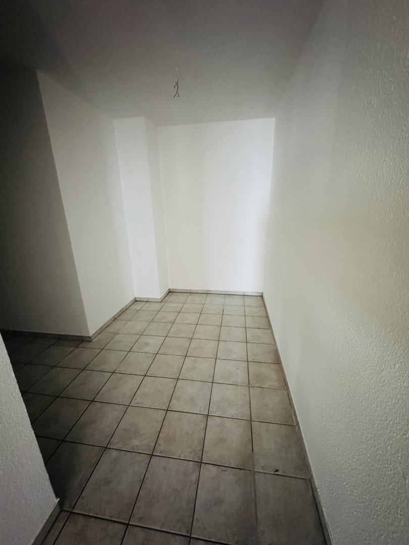 Helle 2-Zimmer Wohnung mit Balkon, EBK, Aufzug & Tiefgaragenstellplatz – Neuenhagen – Vorschaubild 6