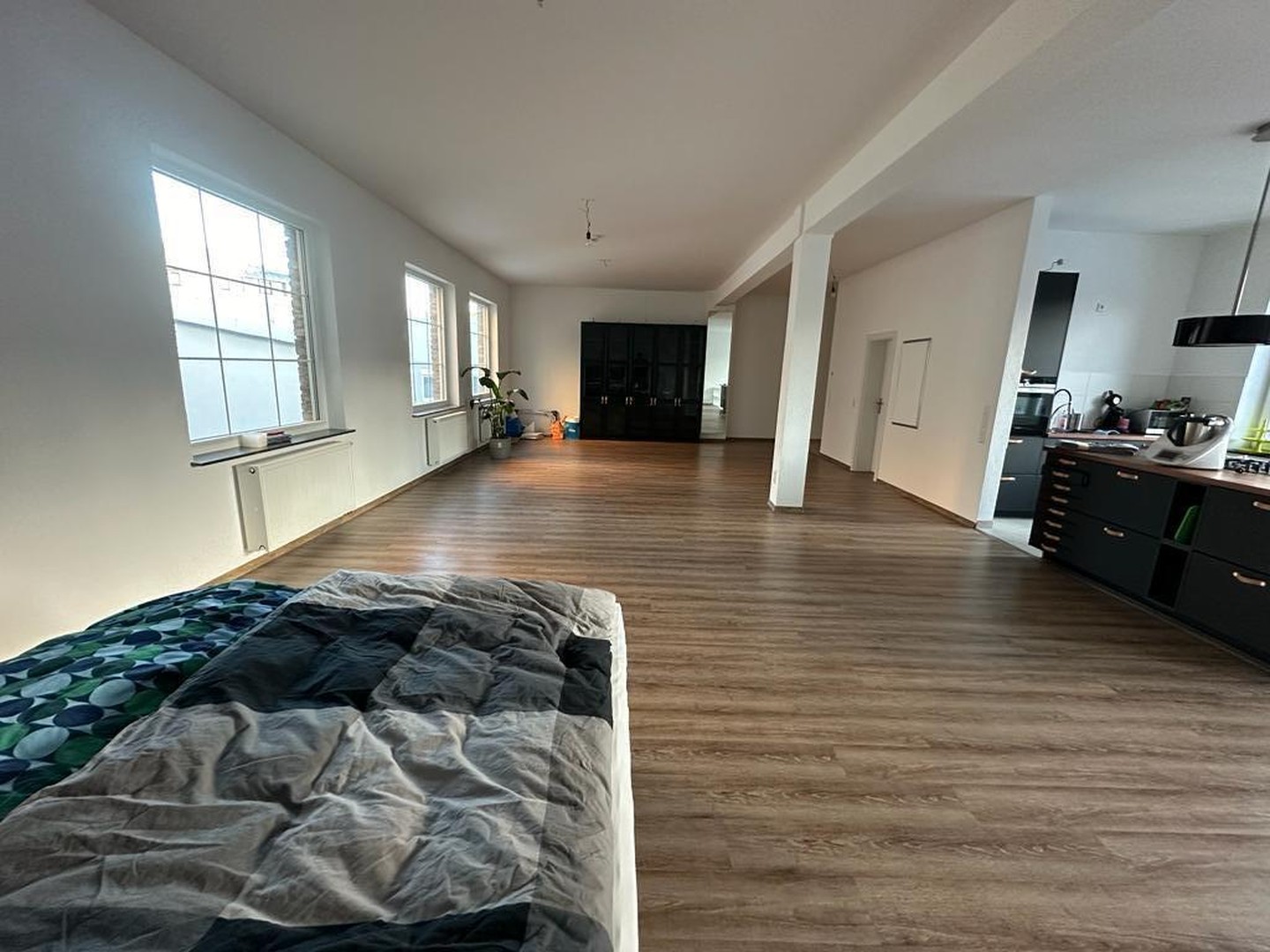 Große, geräumige 1-Zimmer-Loft am Kronenplatz – Karlsruhe – Vorschaubild 7