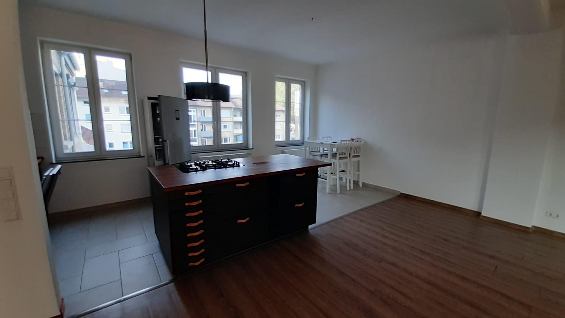 Große, geräumige 1-Zimmer-Loft am Kronenplatz – Karlsruhe – Vorschaubild 9