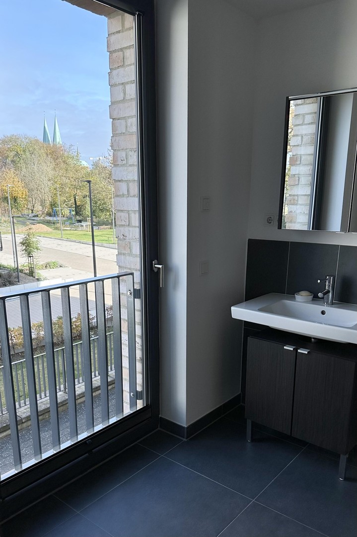 Exklusive 4-Zimmer Wohnung am Wallufer in Lübeck inkl. Tiefgaragenstellplatz zu verkaufen – Lübeck – Vorschaubild 27