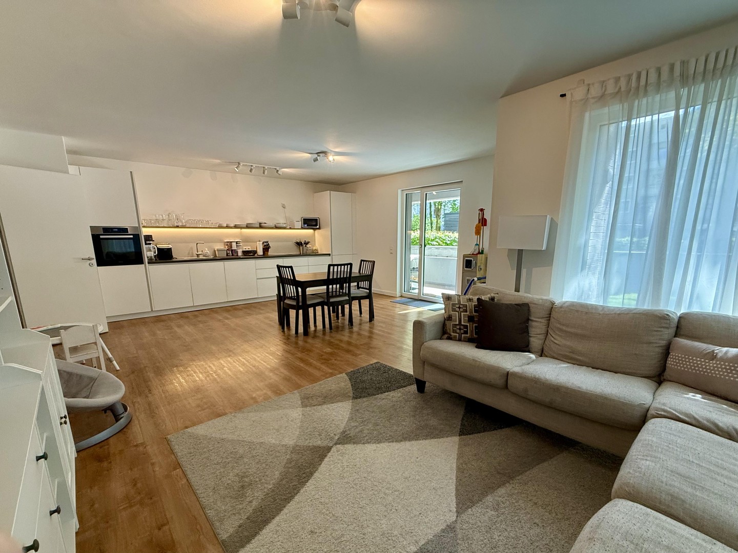 Wunderschöne Familienwohnung mit eigenem Garten - Nahe der Alster – Hamburg – Vorschaubild 2