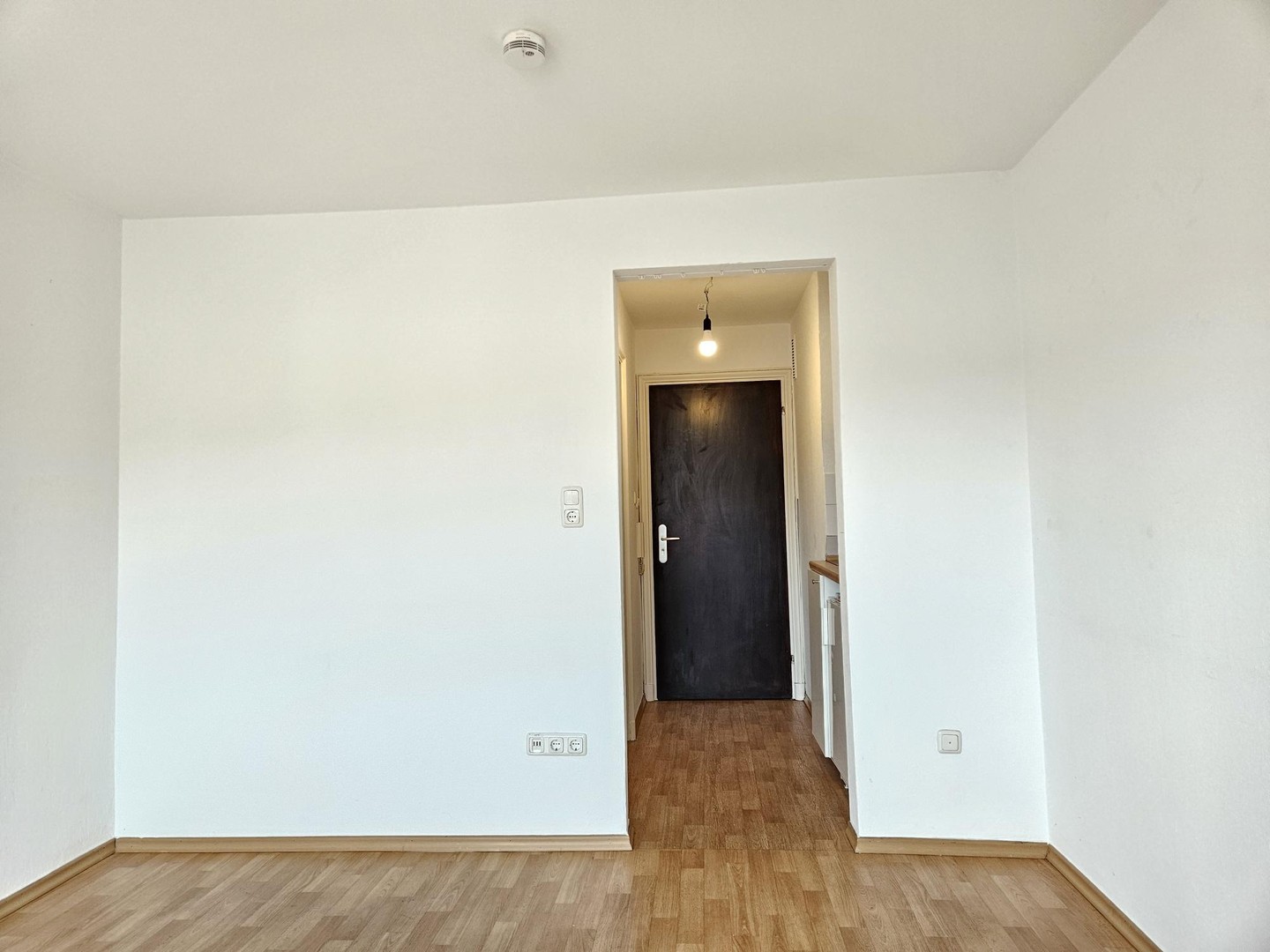 Kleine 1-Zimmer-Wohnung mit Balkon in Giesing – München – Vorschaubild 6