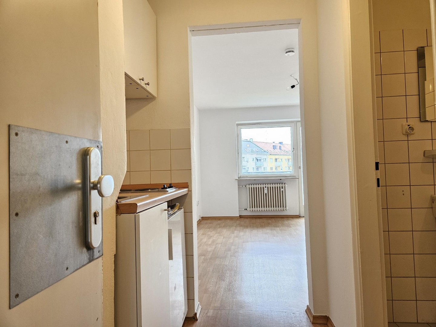 Kleine 1-Zimmer-Wohnung mit Balkon in Giesing – München – Vorschaubild 8