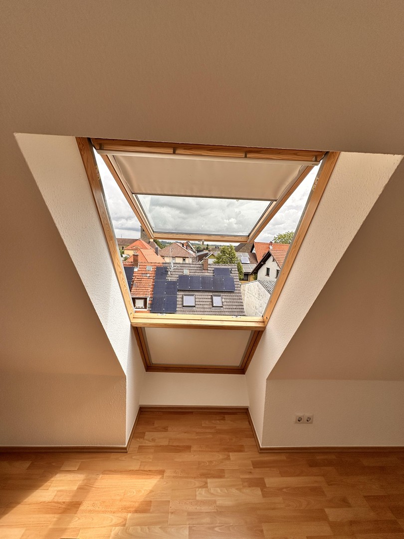 Maisonette-Wohnung mit großer 40m² Dachterrasse in Sinsheim-Hilsbach – Sinsheim-Hilsbach – Vorschaubild 15