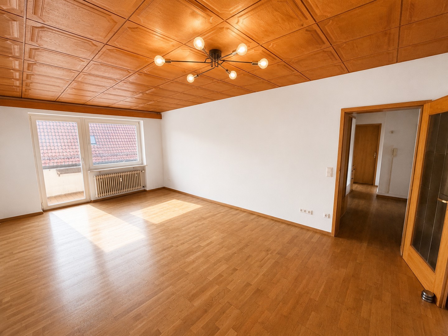 Großzügige 4-Zimmer-Wohnung mit Südbalkon und Klimaanlage in Wangen – Wangen – Vorschaubild 2