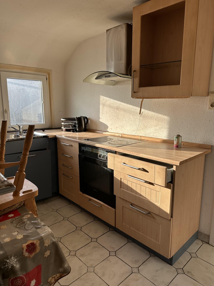 Gewerblich genutzte 4 Zimmer Wohnung an Firmen in 71570 Oppenweiler zu vermieten. – Oppenweiler – Vorschaubild 2